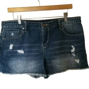 Calvin Klein Women's Jeans Shorts distressed size W 30